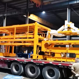 阿聯(lián)酋軌枕設(shè)備裝車(chē)